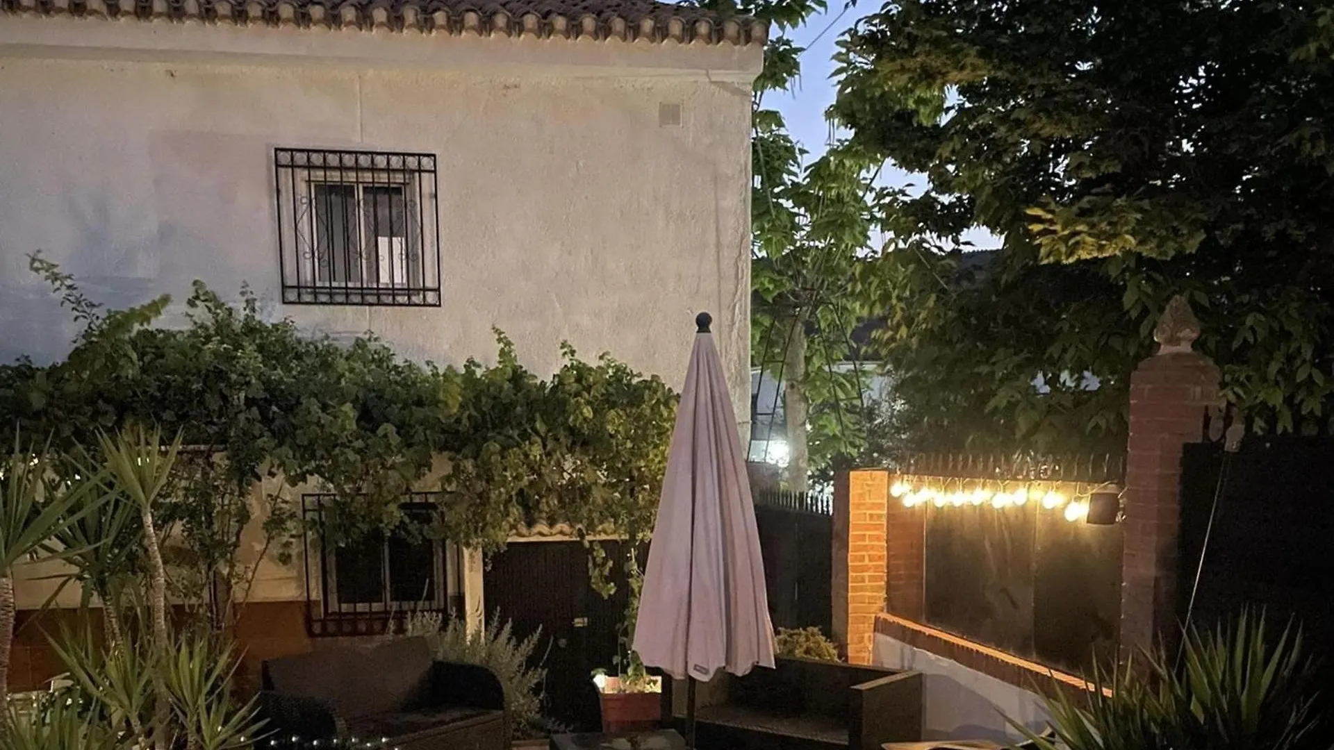 10 Bed Villa With Private Garden And Pool Spain